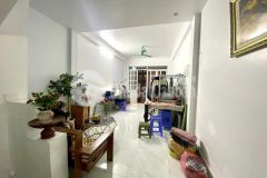 Bán nhà mặt ngõ thông đội cấn, ba đình, dt 45m2, giá 5,69 tỷ