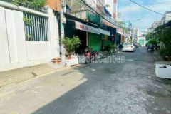 Ban đât tăng nha c4 tai cô bi gia lâm, ôtô tranh, gia 5 ty.