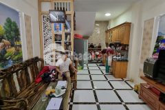 Bán nhà phố lĩnh nam dân xây,nhà đẹp,tặng full nội thất,50m ra phố,vị trí đẹp 35m2x5t