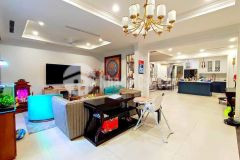 Tôi bán biệt thự bt5 bt6 kđt văn quán gần hồ văn quán 222m2 chỉ 34.89 tỷ. lh 0989.62.6116