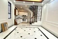 Bán nhà láng hạ quận đống đa 3640m2 t2, 4.9 tỷ, 5 tầng, mặt tiền 4.5m lô góc ngõ thông