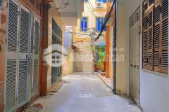 Bán nhà đội cấn, 39m2 x 3 tầng, lô góc, gần phố, nhỉnh 4 tỷ.