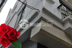 Nhà mới lô góc ô tô qua 5 tầng 42m giá 4.2 tỷ bằng a, linh đàm, q. hoàng mai