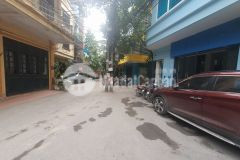 Bàn nhà hoàng quốc việt cổ nhuế hà nội 45m 6 tầng rộng 4,3 m 12,9 tỷ.