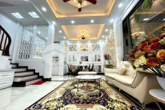 Bán nhà ngõ 98 thái hà ô tô tránh gara 7 chỗ nhà đẹp thoáng trước sau