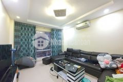 Bán nhà trần thái tông, cầu giấy, lô góc ô tô, 50m2, 5 tầng, mt 4.5m, chỉ 6.68 tỷ.