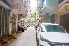 Hiếm phố trần quốc hoàn 37m2, mt 4m phân lô, ô tô tránh, kd 7.9 tỷ