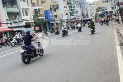 Bán gấp đóng ngân hàng mặt tiền lê quang định giá sos