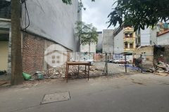 Cần bán đất yên hoà cầu giấy xây ccmn dt 95 m2 mt 4,5m giá 11,5 tỷ lh 0989129838