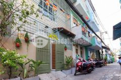 Cần bán gấp nhà hxh căn góc gần chợ bà chiểu