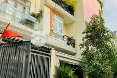 Nhà 3 tầng, khu đẹp đường 22 linh đông thủ đức, dt 80m2 giá 6,5 tỷ