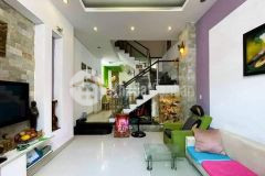 Nhà 63m2 hẻm xe tải đường ni sư huỳnh liên giá 5,5 tỷ