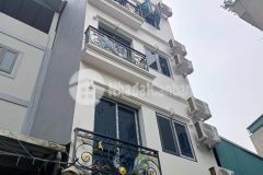 Bán nhà dòng tiền ccmn trung kính,cầu giấy,65m,5t,9 phòng,giá 7.99 tỷ.lh 0966866250