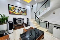 Bán nhà gần chợ bông đỏ 51m, mt 5.8m 2 thoáng vỉa hè ô tô tránh hơn 7 tỷ