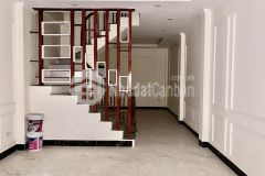 Bán nhà ngõ đường giải phóng, mới đẹp ở ngay, sđcc, 43m2x5t, chỉ 5.29 t