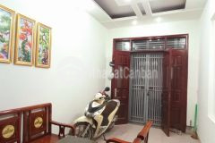 Bán nhà riêng phố bạch mai, dt 32m, 3 tầng, mt 4 m, giá chào 3 tỷ 35, lh 0984417892