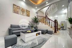 Bán nhà ngõ 50 phố võng thị, tây hồ, thông sàn, nhà đẹp 40m2 5 tầng, 4.75 tỷ