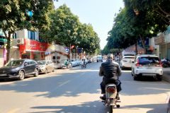 Chủ cần bán mảnh đất đẹp trung tâm tổ 2 thạch bàn, long biên xe 5 chỗ đỗ cửa. giá 2.x tỷ.