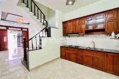 Bán nhà mặt phố tây sơn 50m2 lô góc kinh doanh vỉa hè thoáng mt 4.2m nhỉnh 11 tỷ