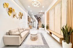 Bán nhà đẹp ở luôn ngõ 40 phan đình giót 5 tầng 35m2 giá 3,95 tỷ. lh 0912442669