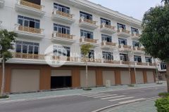 Bán căn liền kề kddt xuân hưng 60m2 4t 3 tỷ