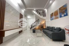 Bán nhà phố tam trinh lô góc,nhà đẹp,ở ngay,tặng full đồ,ô tô đỗ cừa 40m2x5t