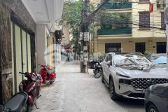 Vào ở luôn thông ngõ 118 nguyễn khánh toàn, 2 ô tô tránh, thang máy nội thất gỗ lim, 50m2 nhỉnh 11