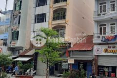 Cần bán nhà ở nguyễn đình hoàn. nhà đẹp ở ngay, hàng xóm thân thiện,37m2, 7 tỷ 900