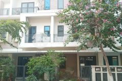 Nhà 3 tầng chỉ 3.81 tỉ. xanh sang sáng sạch yên bình văn minh