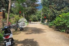 Chính chủ bán 310 m2 đất trên có nhà cấp 4 đạ huoai