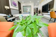 Bán nhanh nhà hoàng quốc việt cầu giấy 52m x 6t x 13.8 tỷ, vỉa hè, thang máy, ô tô, kinh doanh