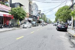 Cho thuê nnc 3 tầng hơn 250m2 đường núi thành mizuland