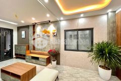 Bán nhà riêng tại phương mai, đống đa dt 30m2 x 5 tầng, mt 5m, giá 2.8 tỷ