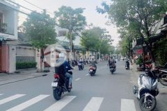 Chỉ có 40trm2 lô đất 2 mặt tiền đường tôn đản vị trí kinh doanh sầm uất ngày đêm.