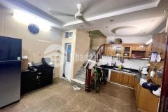 Bán nhà mặt chợ khâm thiên 87m2, mt 4.5m oto, kd tốt 10.8 tỷ