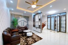 Bán nhà 4 tầng hoàng văn thái,an sinh đỉnh dt 42m giá nhỉnh 5 tỷ.