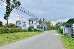 Cần tiền giá nào cũng bán 425m2 đất ở hoàn toàn tại hoà tiến, đà nẵng giá chỉ hơn 2 tỷ mà thôi