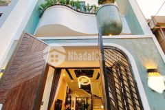 Nhà 3 tầng 71m2 ngay đầu kiệt trần cao vân kinh doanh được gần biển 4,x tỷ.