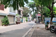 Nhỉnh 6 tỷ có nhà đẹp, hiếm, rẻ, lô góc, kinh doanh, ô tô tránh nguyễn văn cừ 45m 4t mt4m.