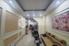 Bán nhà đẹp cầu diễn, 36m4 tầng, mt 3.5, gần ô tô, giá 3.2 tỷ.