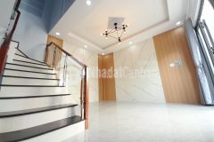 Hẻm trước nhà 5m một căn ra mặt tiền kha vạn cân