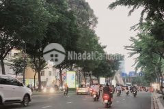 Chỉ 23.5 tỷ có chdv vài bước tới sân bay 110m25x22 6 lầu trường sơn p.2 tân bình.