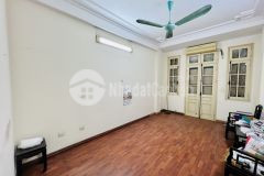 Phân lô đầm trấu nhà 5 tầng vỉa hè nhiều ô tô tránh dừng đỗ hai bà trưng