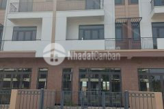 Bán shophouse mặt đường 26 kinh doanh sầm uất