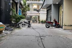 Bán nhà nát 36m2, 4x9, hxh, lạc long quân, tân bình, giá chỉ 5.5 tỷ