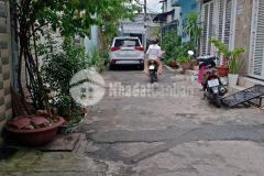 Bán nhà nát hxh, lạc long quân, tân bình, 4x9, giá chỉ 5.x tỷ