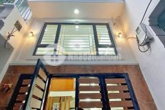 92 đào tấn nhà mới 6 tầng x35m2, gần ôtô, vuông vắn, nhà mới ở ngay, giá 4 tỷ