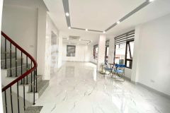 Bán nhà nguyễn thị định, cầu giấy, 8,5 tỷ view hồ rộng đẹp sân chơi trẻ em.