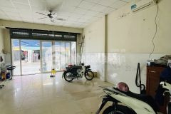 Mặt tiền lớn vị trí đẹp kinh doanh sầm uất nguyễn ảnh thủ quận 12 5tầng 6pn 148m2 chỉ 16,5 tỷ