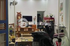 Bán nhà đường trường chinh, ngõ to thoáng, kinh doanh dt 45m giá 4.98 tỷ.